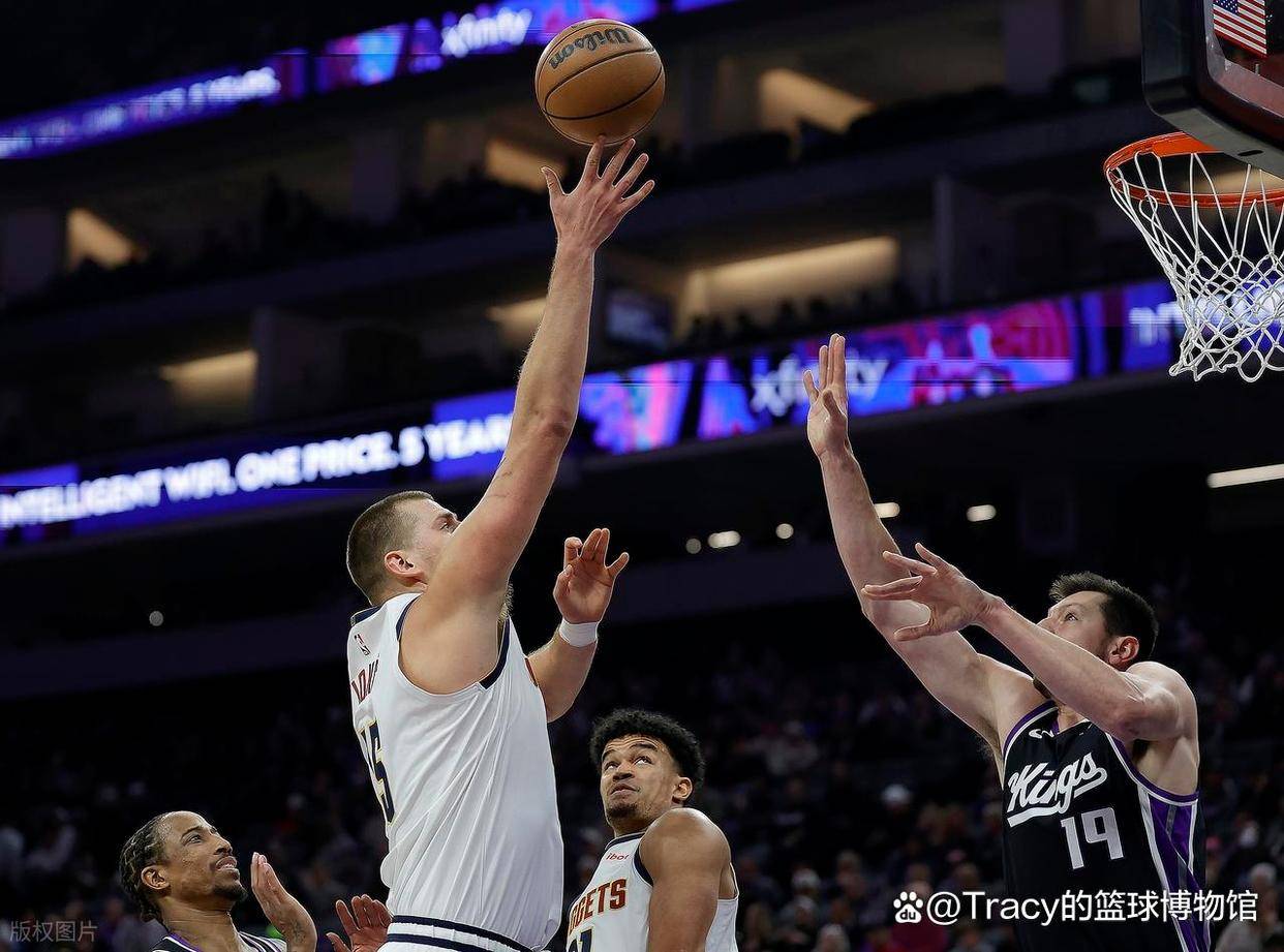 包含清晨萨克拉门托国王备战NBA季后赛;再遭质疑细节曝光;赛场秩序良好;资深球员宣示担当的词条 包含清晨萨克拉门托国王备战NBA季后赛;再遭质疑细节曝光;赛场秩序良好;资深球员宣示担当的词条