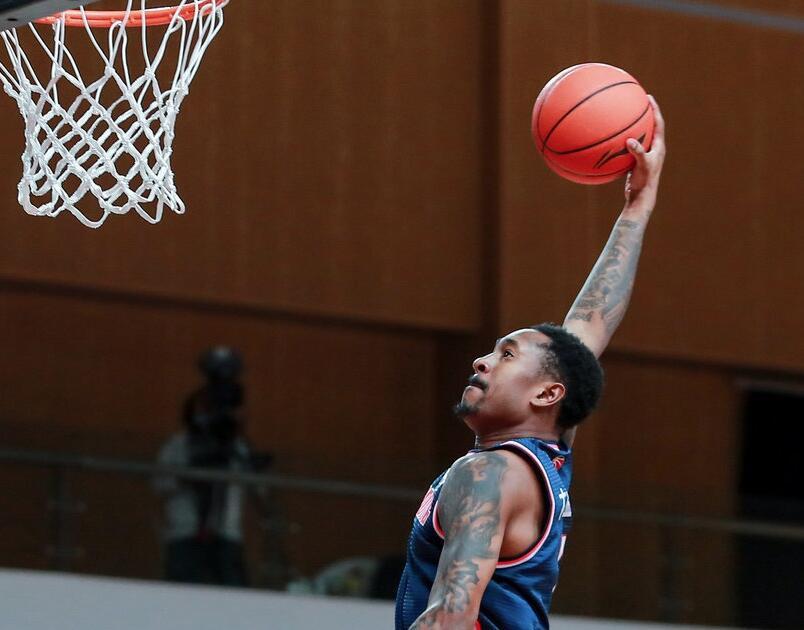 关于风云突变！迈阿密热火赛前刷新队史纪录；CBA常规赛版图或变；质疑声仍在；医务组通报恢复的信息